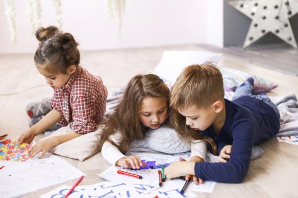 4 Yaş Etkinlik Önerileri: Çocuğunuzla Evde Ne Yapabilirsiniz?