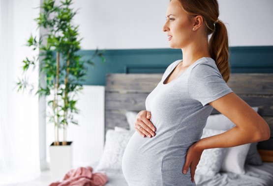 Hamilelikte Mide Yanması Normal mi? Nasıl Geçer?