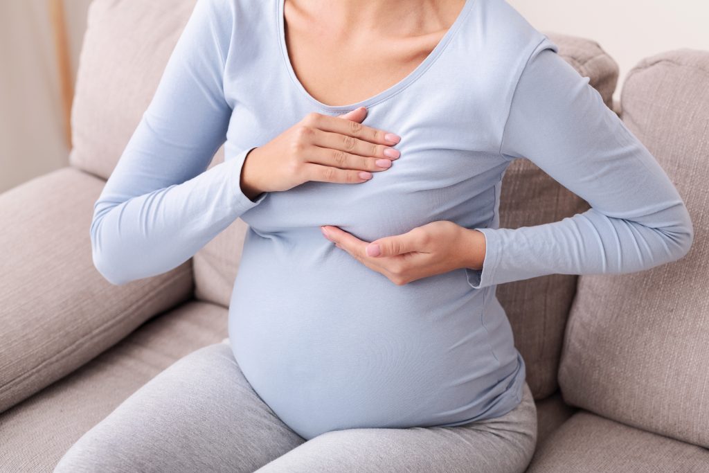Hamilelikte Göğüste Yaşanan Değişiklikler Nelerdir? cicicocuk