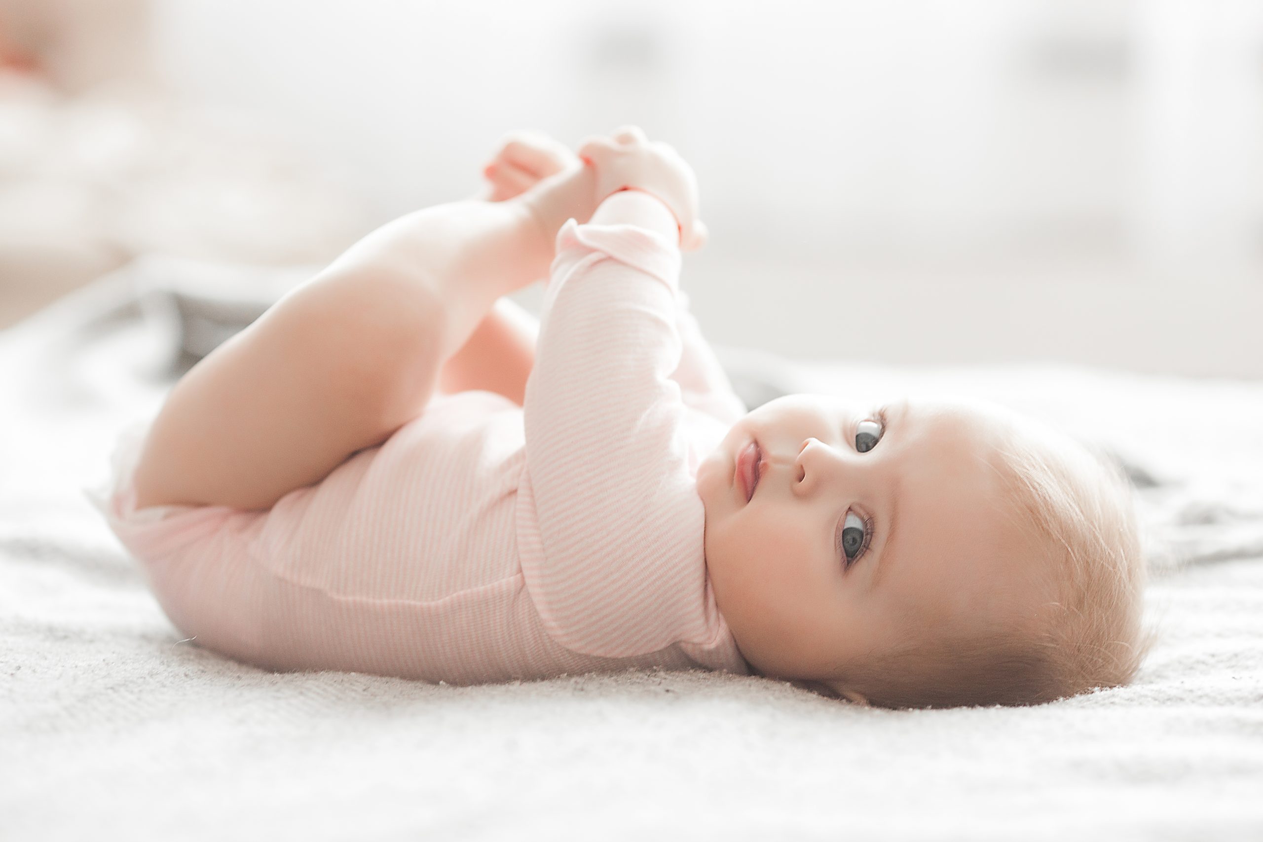 6 Aylık Bebek Gelişimi Fiziksel, Duyusal ve Duygusal Gelişim cicicocuk